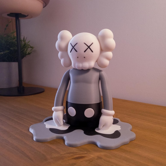 k*i様 KAWS フィギュア Kaws | (5 YEARS LATER) GID GREEN - Dope! Gallery