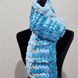 chunky hand knit scarf