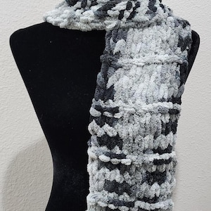 chunky hand knit scarf