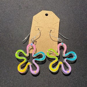 70s inspired flower earrings
