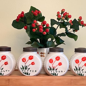 Fire King Tulip Salt and Pepper Shaker - Etsy