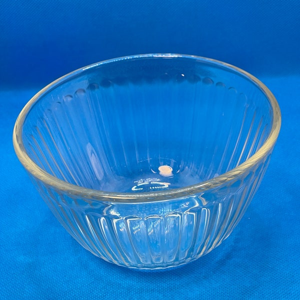 Pyrex clear ribbed fluted 3 Cup glass mixing bowl.