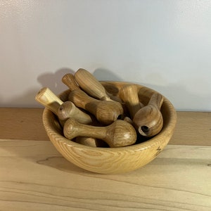 Selection of bathroom light pulls