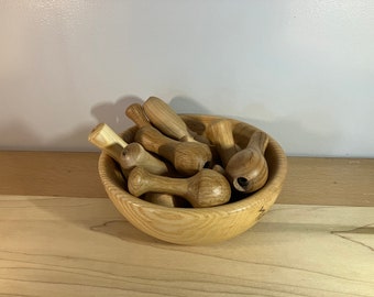 Selection of bathroom light pulls