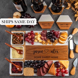 Personalized Serving Board for Couple, Marble Wood Cheese Board, Engraved Wedding Gift, Family Gift, Custom Charcuterie Board, New House