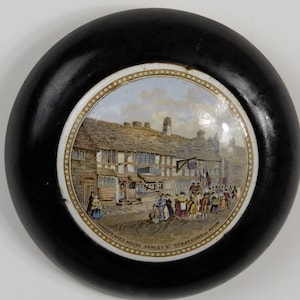 Prattware Victorian Pot Lid  Shakspeares House Henley St Strarford on Avon. c1870