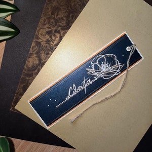 Buch-Liebhaber-Geschenk. Kundenbestellung. Drehklub „Liberta“. Handgemachte Lesezeichen, Osterkarten. Von der Natur inspirierte Motive. Geschenk Option. Einzigartiges Design.