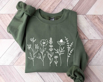Floral Sweatshirt, Botanical Sweatshirt, Flower Crewneck, Floral Gift, Minimalist Wildflower Sweatshirt, Gift for Gardener, Plant Lover Gift