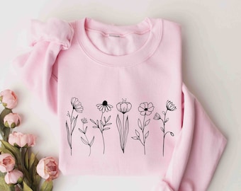 Floral Sweatshirt, Flower Crewneck, Botanical Sweatshirt, Floral Gifts, Minimalist Wildflower Sweatshirt,  Gift for Mom, Gift for Gardener