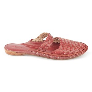 Best Summer Sandals, Handcrafted leather shoes, Womens Barefoot Sandals, Woven mules, Woven Slide Shoes, Indian Chappals, Leather Slip on, Boho Shoes, Red Leather Shoe, flat shoes, slippers, gift for her, moccasins