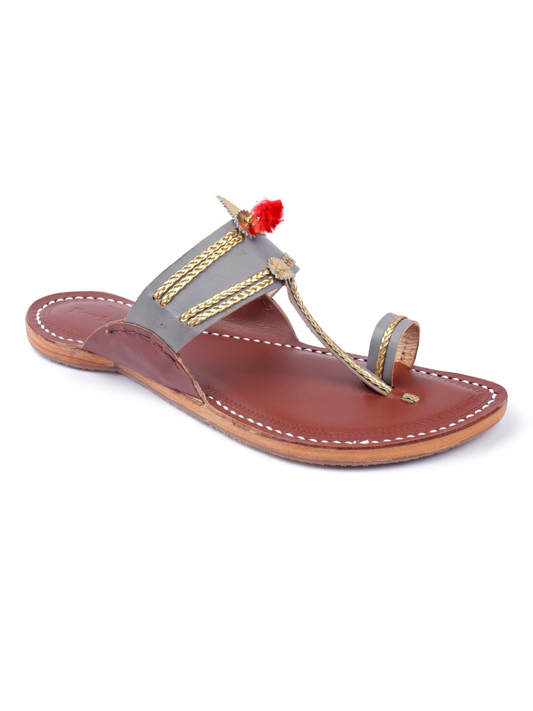 Golden kolhapuri hotsell chappals