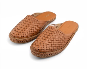Mens Classic Slip ons  - Traditional Indian Kolhapuri Leather Bantus | stylish leather slides | Moroccan babouche plus Mexican huaraches