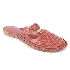 Best Summer Sandals, Handcrafted leather shoes, Womens Barefoot Sandals, Woven mules, Woven Slide Shoes, Indian Chappals, Leather Slip on, Boho Shoes, Red Leather Shoe, flat shoes, slippers, gift for her, moccasins