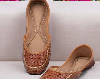 Walnut Coffee - Elegant Traditional Indian Punjabi Sandals | Juttis | Handcrafted Leather Shoes | Gift for Her | Womens traditional footwear