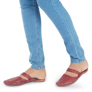 Best Summer Sandals, Handcrafted leather shoes, Womens Barefoot Sandals, Woven mules, Woven Slide Shoes, Indian Chappals, Leather Slip on, Boho Shoes, Red Leather Shoe, flat shoes, slippers, gift for her, moccasins