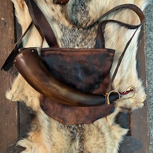 1820's Virginia Style Hunting Pouch and Horn Set