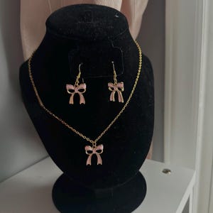 Bow Necklace Pink - Etsy display picture 2
