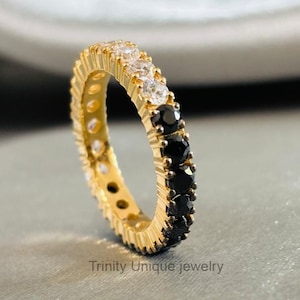 Diamond Eternity Ring, Black & White Diamond Band, Micro Pave Eternity Band, Eternity Band Ring, Stackable Wedding Diamond Band, Mom&#39;s Gift