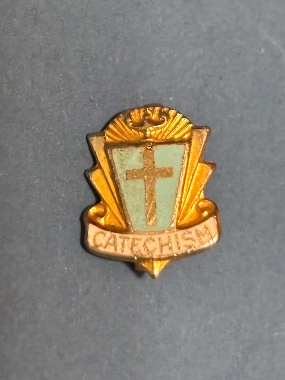 Vintage, 1950’s-1960’s, Rare Catechism Lapel Pin - Gem