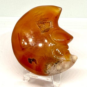 Carnelian with Flower Agate Crescent Moon Face Carving