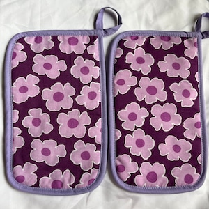 Purple Flowers Pot Holders Set of 2