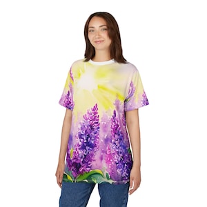 Sunshine Lilac Spring T-Shirt - Floral Shirt Purple Flower Shirt Nature-Inspired Aesthetic Flower Tshirt Nature Lover Gift Spring Vibes