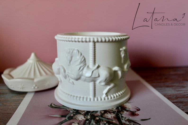 Latana Candles Carousel Candle
