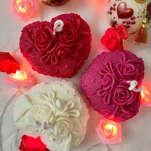 Heart Candle with Roses | Best Gift for Her, Girlfriend | Valentines Candle| Valentine&#39;s Day Gift | Birthday Anniversary Gift|Romantic decor