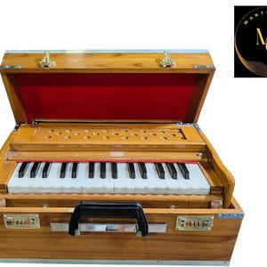 Harmonium-2.45 Octaves Mantra Folding Portable-32 Keys-4 Stops,7 Fold Bellow-Tuned to 440 Hz-Bass/Male-Suitable For Bhajan,Kirtan,Yoga,Chant