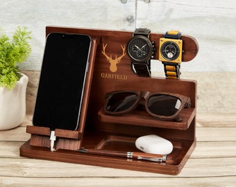 Geschenk für Männer Dockingstation, Holz graviert Dockingstation Organizer, Valentinstag Geschenk für Freund, Telefonständer, individuelles Holzgeschenk