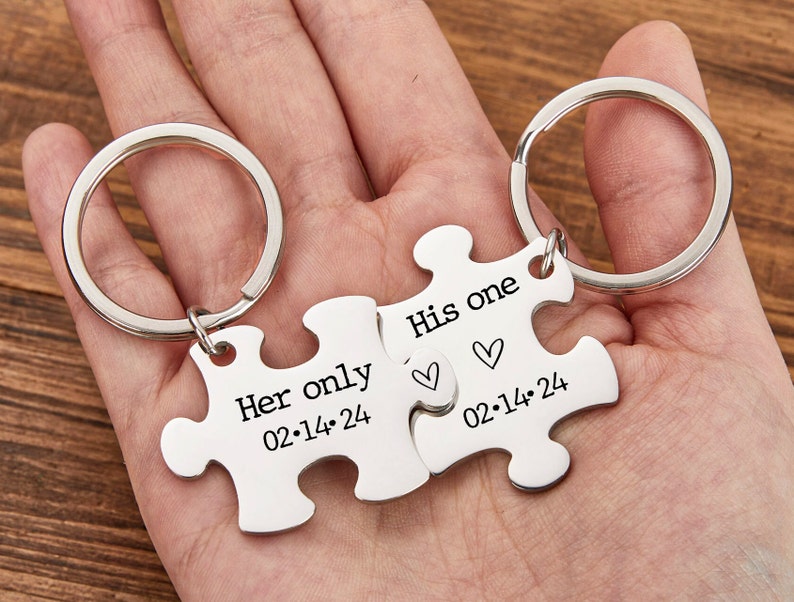 Personalized Puzzle Keychains for Couple, Couples key chain set, Custom date&initial Couple keyring, Valentine's Day gifts,Boyfriend Gift image 2