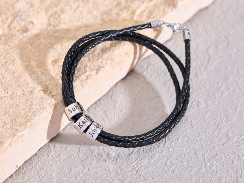 Bracelet en cuir personnalisé pour père avec nom denfant, bracelet pour hommes de perles personnalisées, cadeau pour mari, cadeaux de Noël, cadeau pour papa grand-père image 3