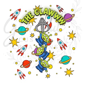 Puede incluir: Ilustración caprichosa con tres extraterrestres verdes en trajes azules siendo levantados por una garra. El texto "THE CLAWWW" es amarillo, con cohetes, planetas y estrellas. El diseño tiene un estilo de dibujos animados.