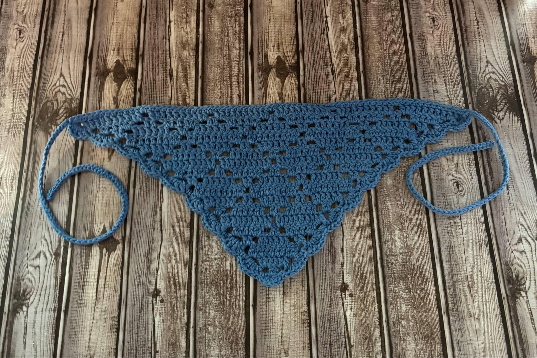 38 Head Scarf Crochet Patterns for Bandanas, Kerchiefs, and Stylish Wraps 23 Desert Diamond Bandana