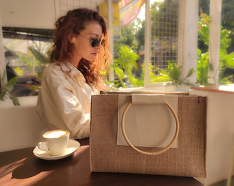 Sac à main de plage en toile de jute tissée à la main et en cuir - sac vintage avec poignée en rotin, sac à poignée bohème, sac écologique en cuir végétalien