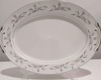 Vintage Harmony House Aurora Chop Plate | Service Plate | Round