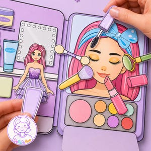 Könnte beinhalten: Ein Papierpuppen-Set mit einer Figur mit rosa Haaren und einem blauen Stirnband. Das Set enthält verschiedene abnehmbare Make-up-Accessoires aus Papier wie eine Mascara, Pinsel, einen Lippenstift und eine Palette mit bunten Schminkfarben.