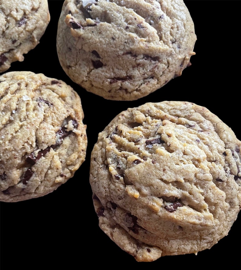 Homestyle Chocolate Chip Bakery Cookie Recipe image 2