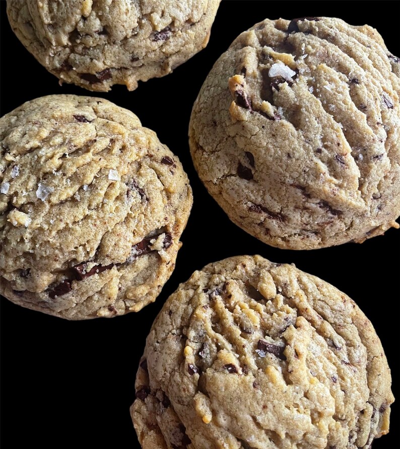 Homestyle Chocolate Chip Bakery Cookie Recipe image 1