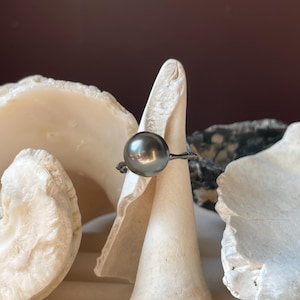 Dark Gray Tahitian  Pearl Ring