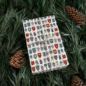 Carta da regalo con cavalieri medievali e stemmi - Ideale per feste a tema, appassionati di storia e compleanni di bambini