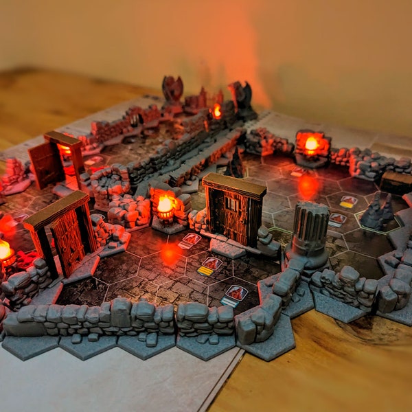 Walls and lights kit for Gloomhaven: doors, pillars, corners, torches, hexagonal system for Gloomhaven, Lion's Maw, Frosthaven