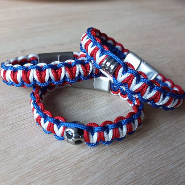 Bracelet drapeau français, en paracorde, au choix, avec ou sans perle. Fait main. Fermoir magnétique coulissant. Acier inoxydable. 8 tailles