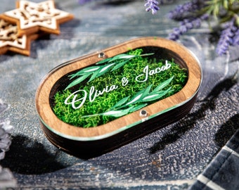 Wedding ring box for ceremony, Ring Bearer with Acrylic Lid & Wood Base and Moss, Personalized Wedding Ring Box, Wooden USB 3.0 Flash Drive