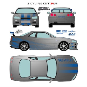 Puede incluir: Un Nissan Skyline GTR34 plateado con rayas de carreras azules y blancas. El coche tiene un alerón trasero, una pegatina de "2 Fast 2 Furious" y pegatinas de "TOYO TIRES" en los laterales. El coche se muestra desde la parte delantera, trasera, lateral y superior.