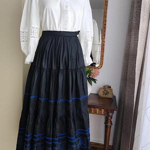 Dirndl Folk Skirt Sportalm 80s Skirt Traditional Trachten Midi