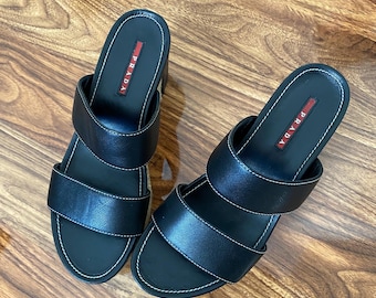 Original Prada Wedges Designer Leder Pumps in Gr. 38,5
