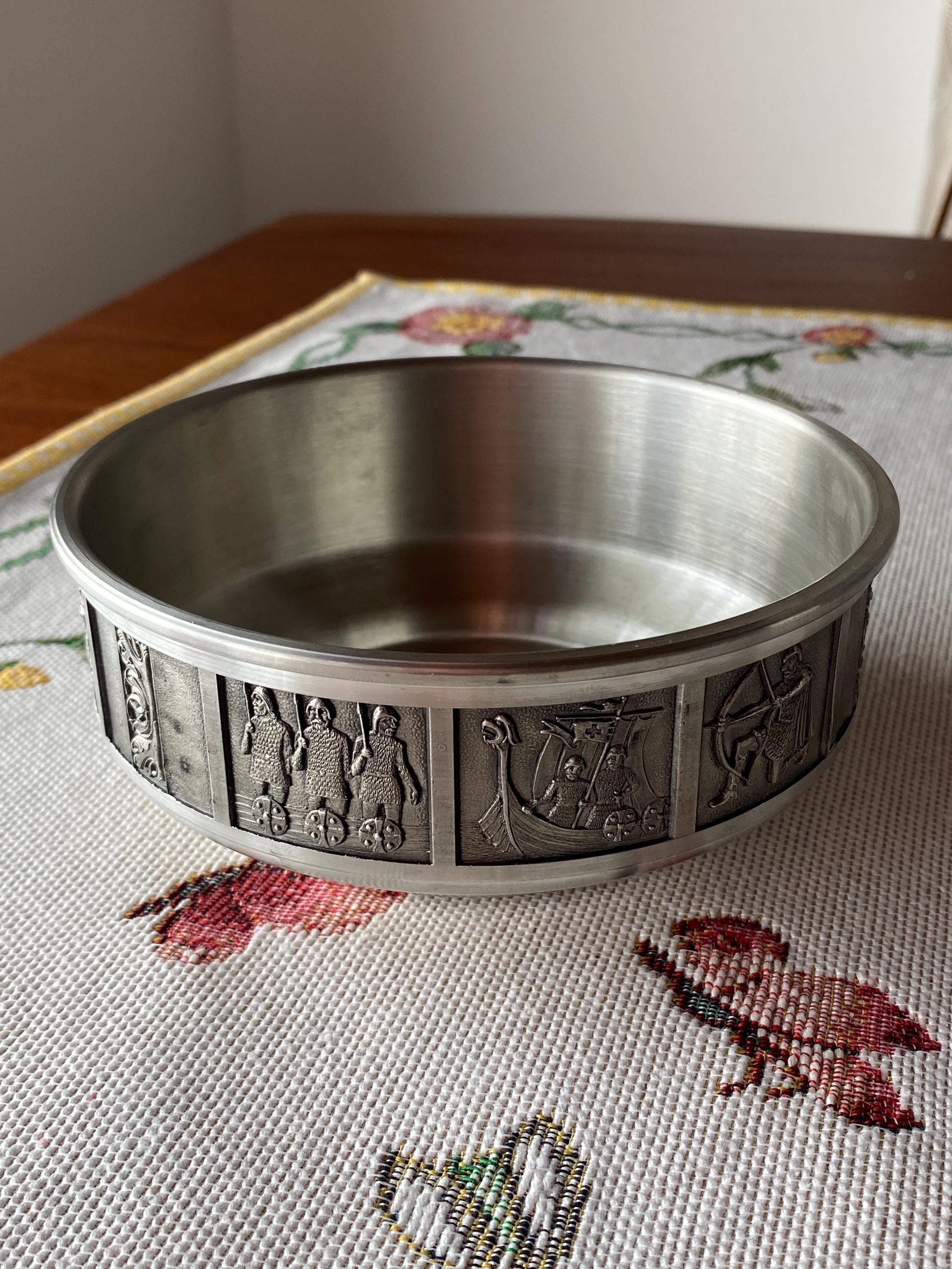 ノルウェー ピューター クラフト『Havstad Tinn』ロッキングボトル Havstad Tinn Pewter - Etsy