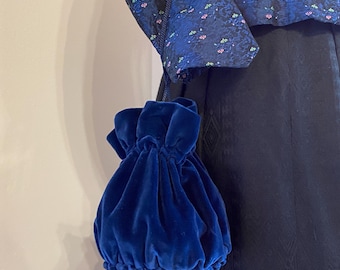 Vintage blauwfluwelen dirndltas: Oostenrijkse Folk Purse Pompadour-portemonnee