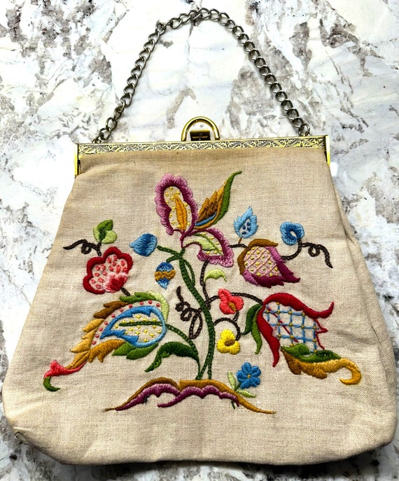 Vintage 1950's Embroidered Linen Handbag - image 1